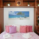 Navy Apartment *