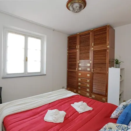 Daire Navy Massa (Tuscany)